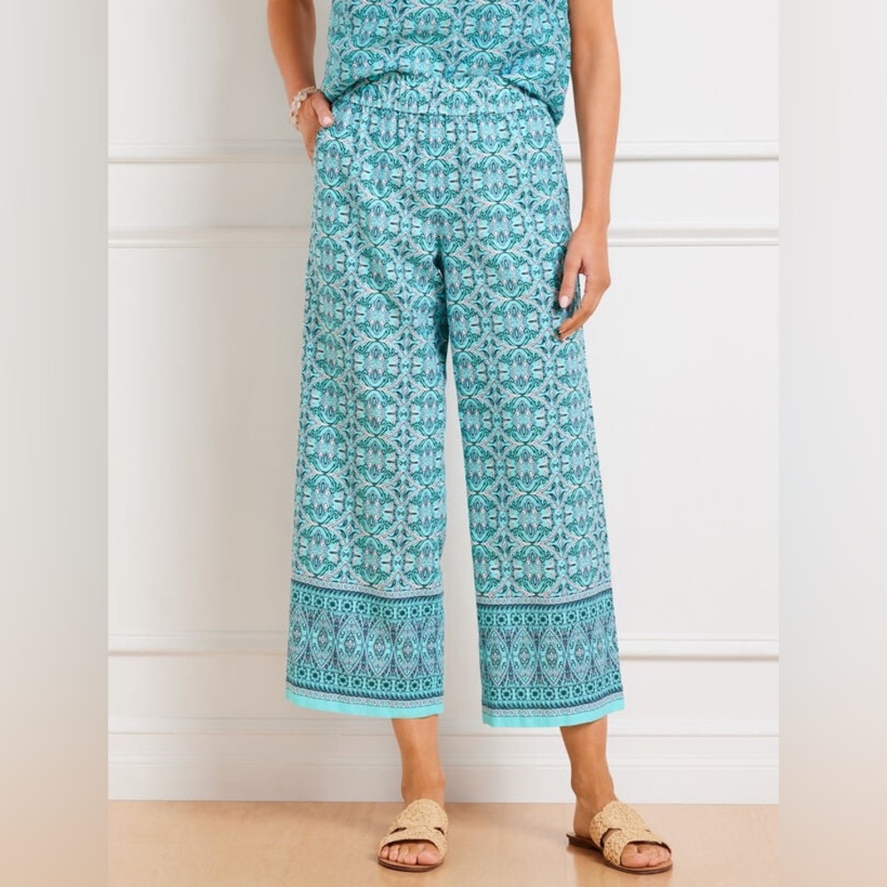 TALBOTS NANTUCKET LINEN WIDE LEG CROP PANTS - OVAL MEDALLION size XS